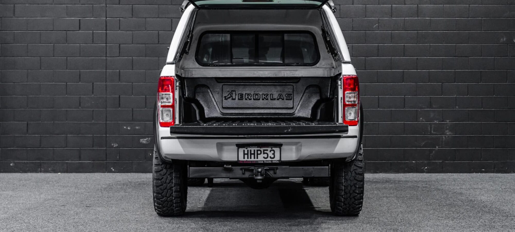 Vehicle Gallery Image