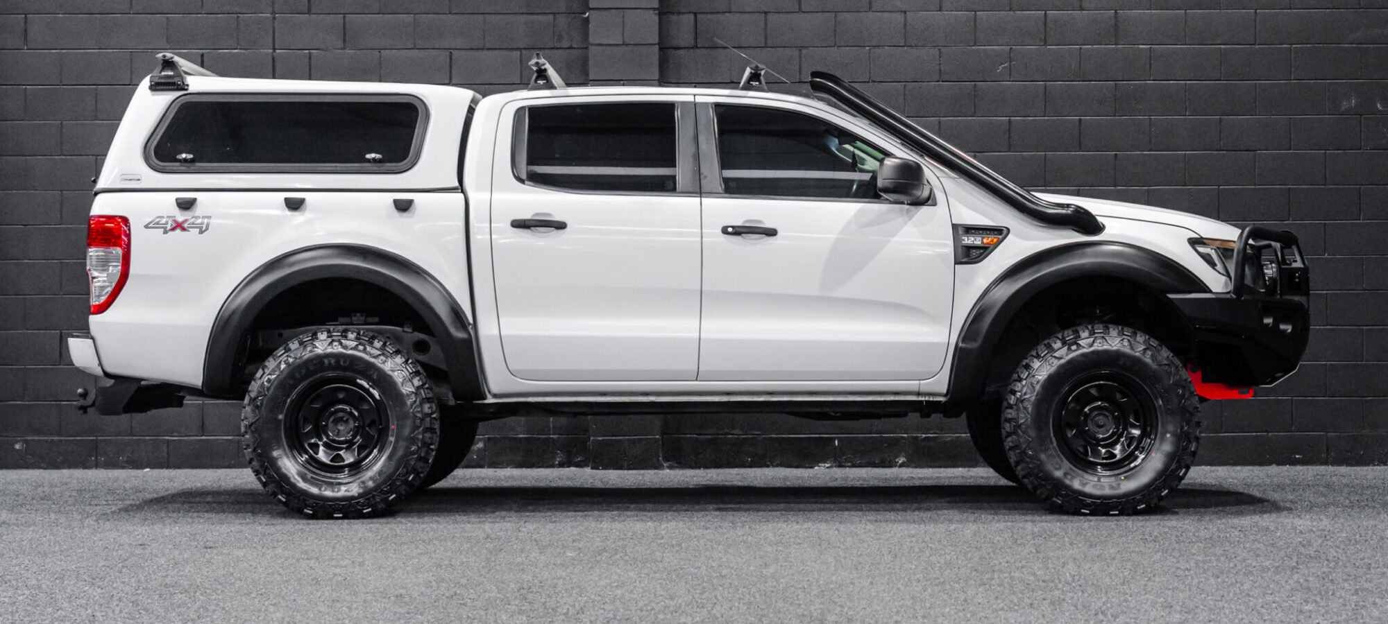 Vehicle Gallery Image