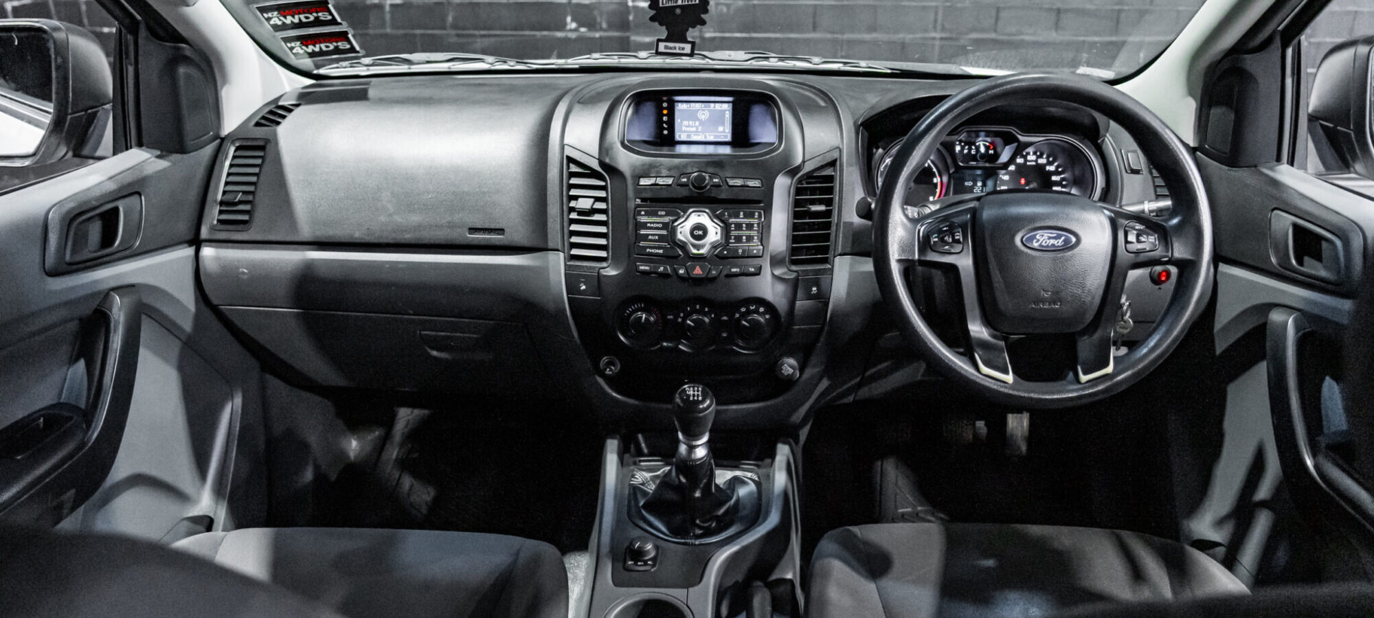 Vehicle Gallery Image