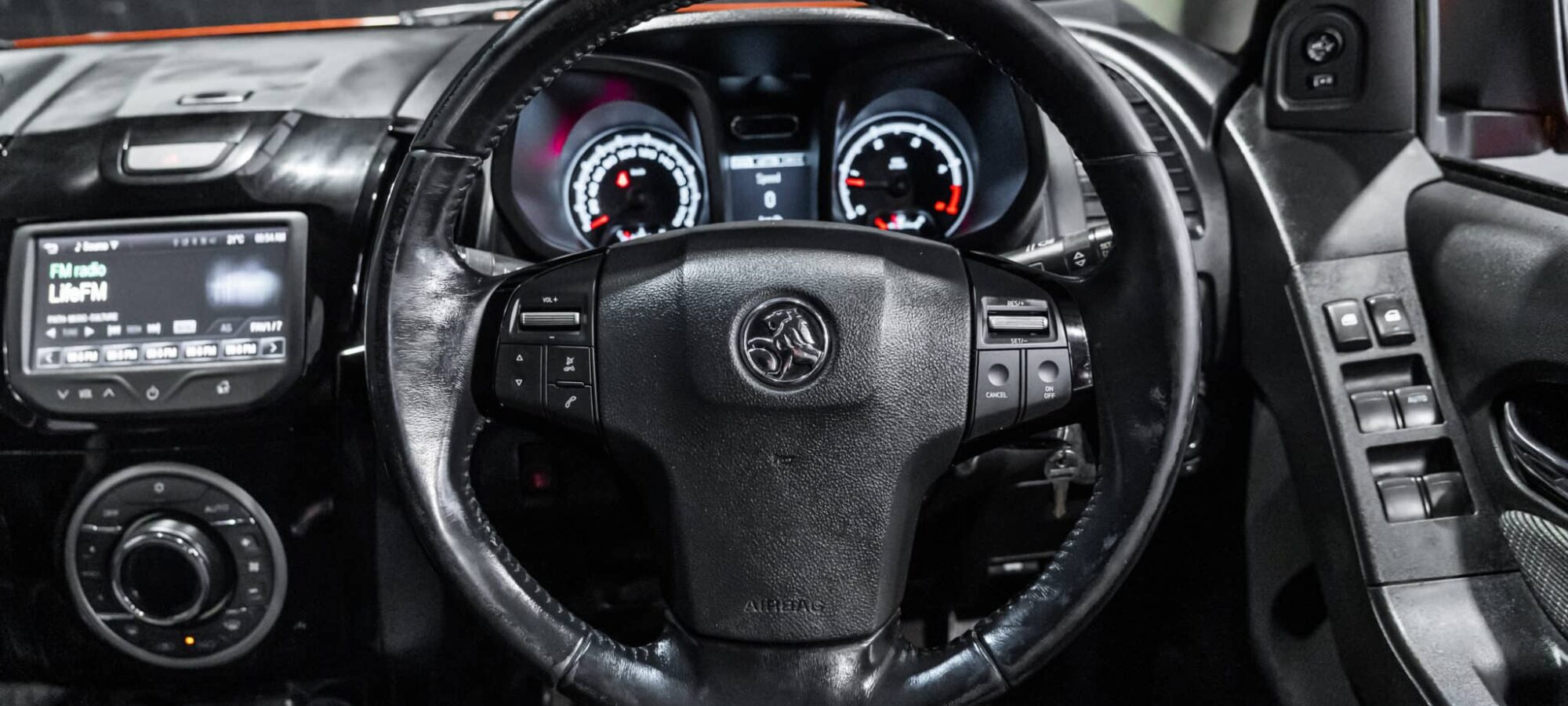 Vehicle Gallery Image