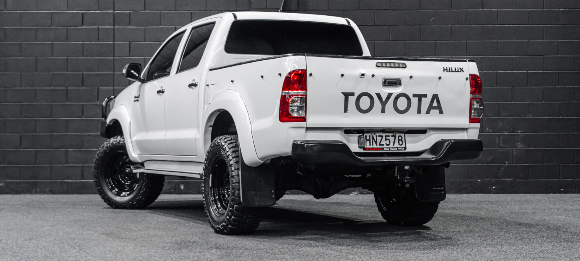 Vehicle Gallery Image