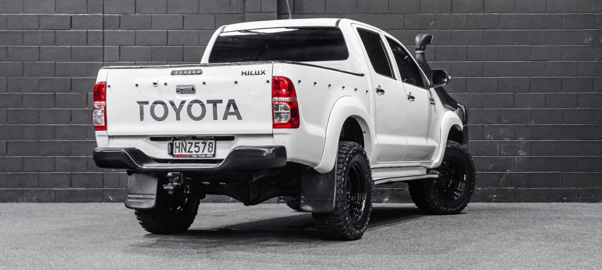 Vehicle Gallery Image