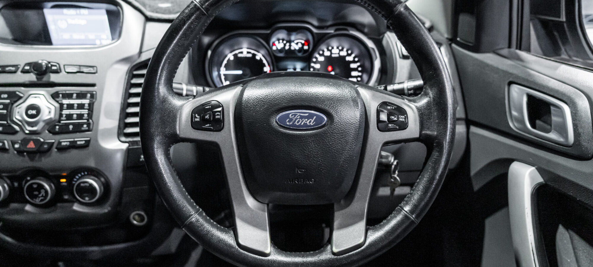 Vehicle Gallery Image