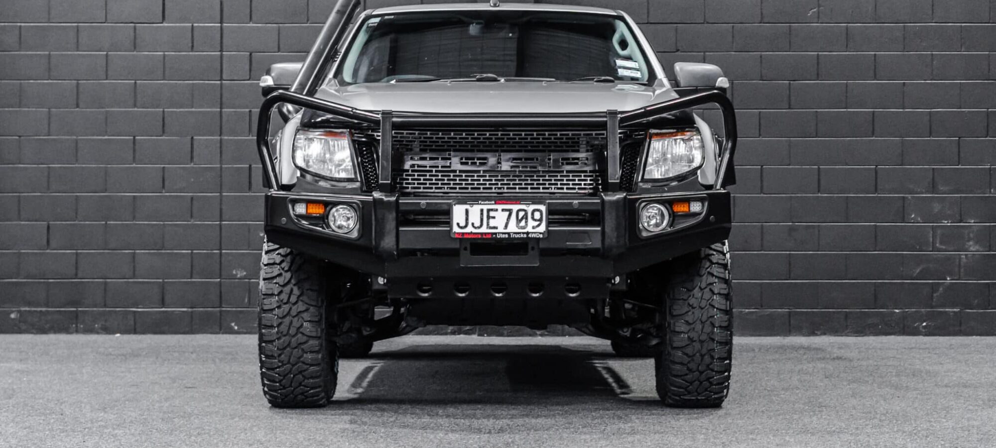 Vehicle Gallery Image