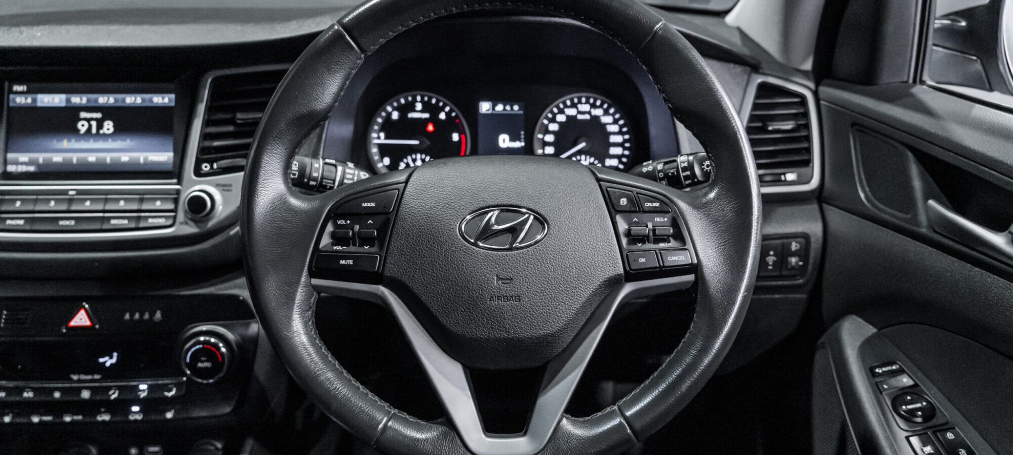 Vehicle Gallery Image