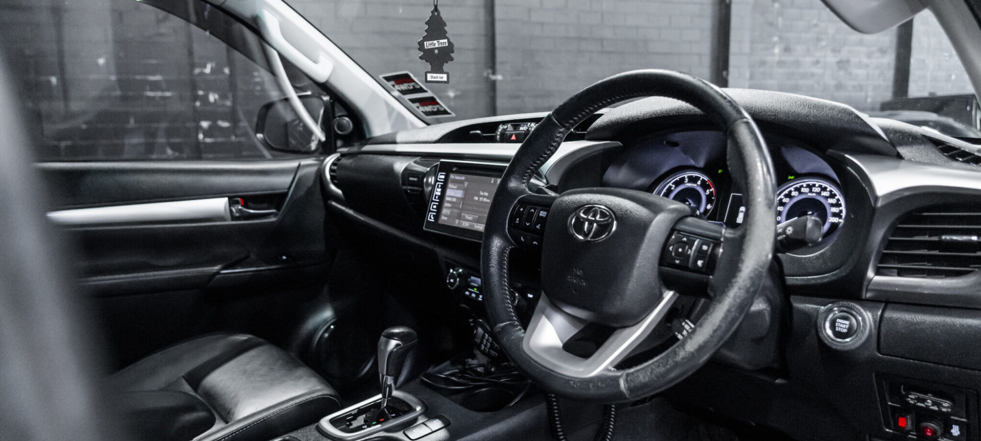 Vehicle Gallery Image