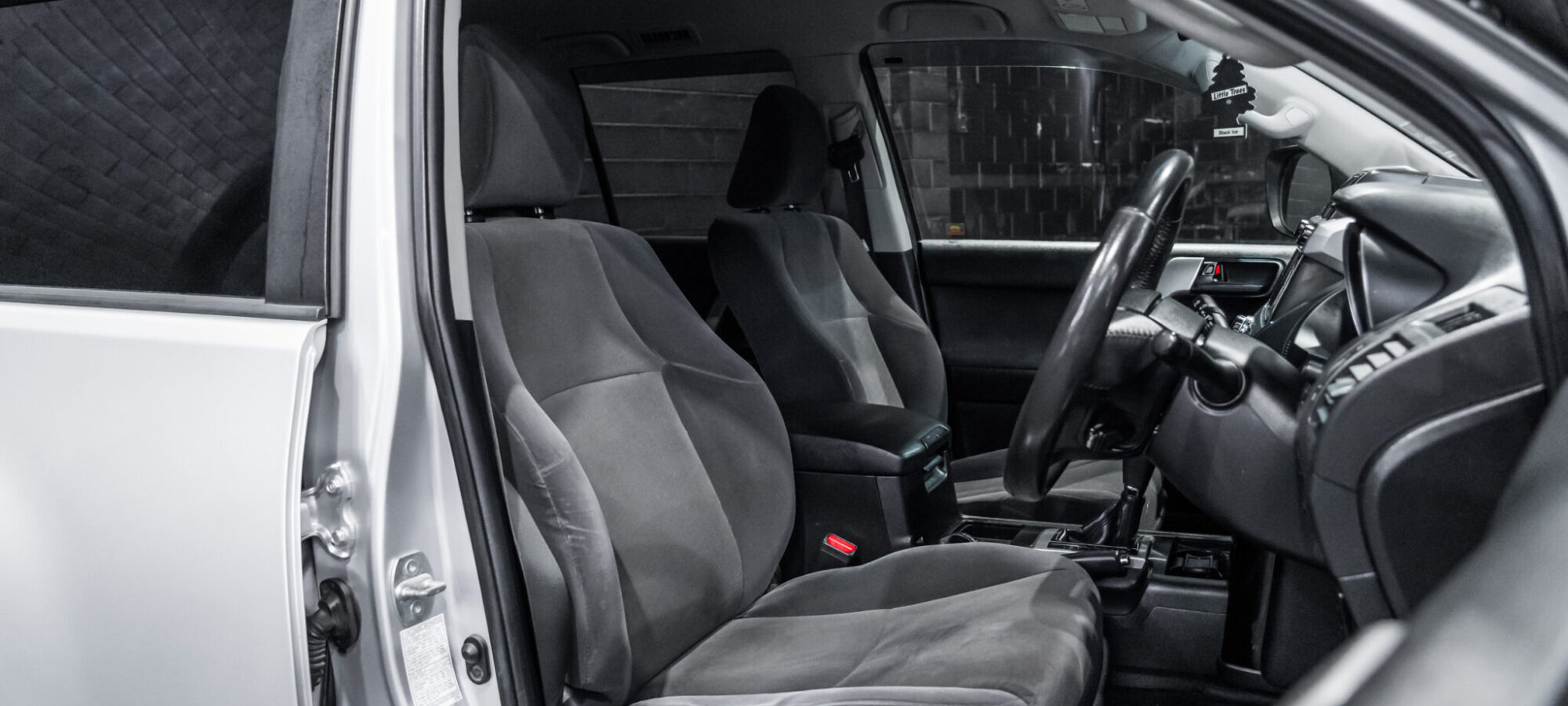 Vehicle Gallery Image