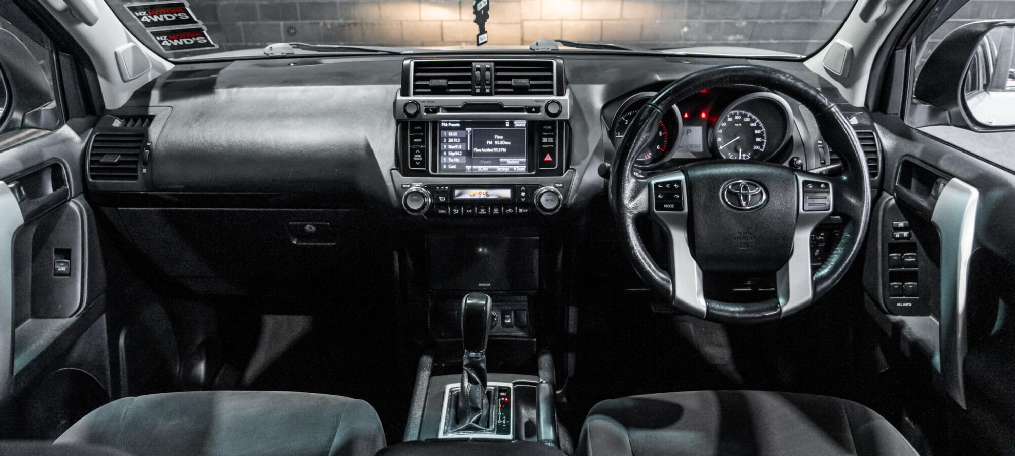 Vehicle Gallery Image