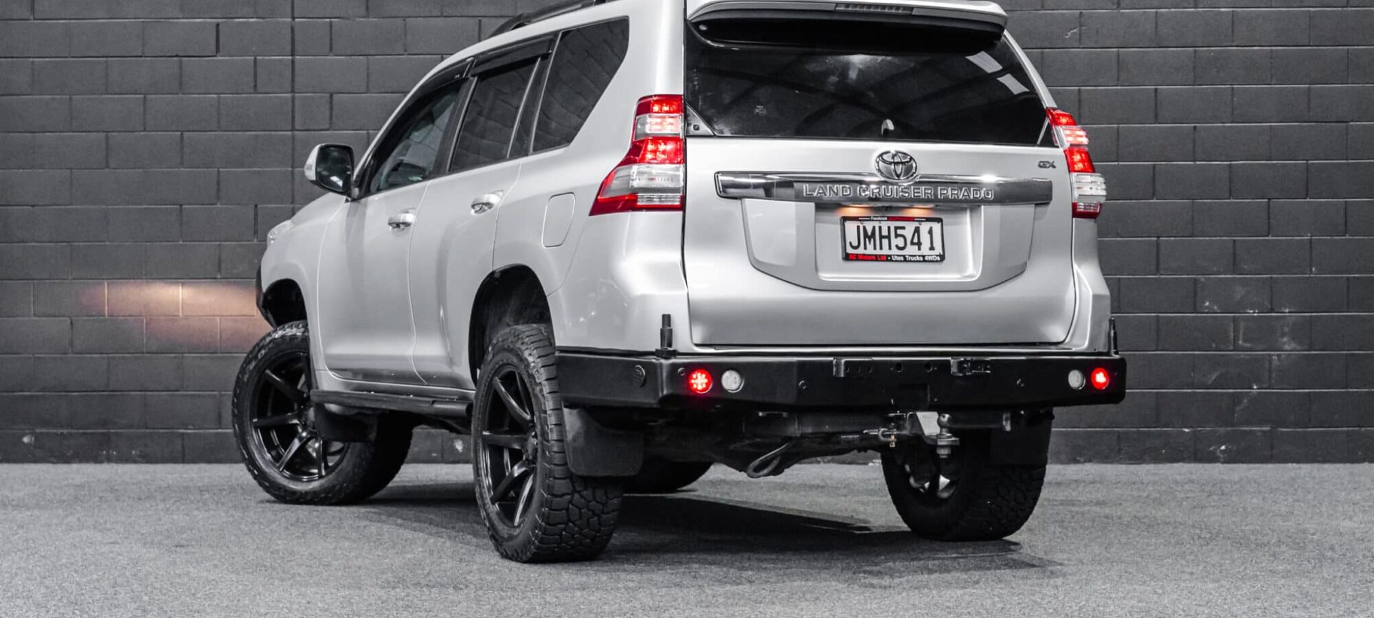 Vehicle Gallery Image