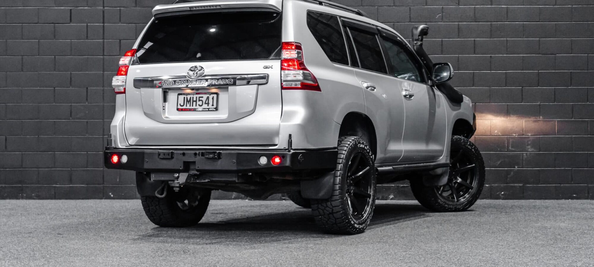 Vehicle Gallery Image