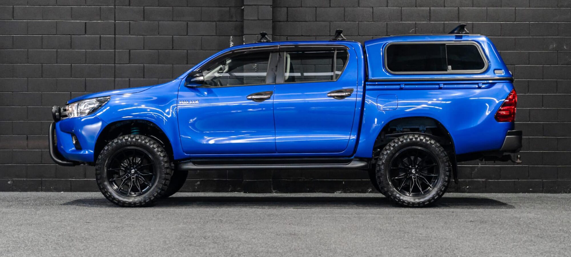 Vehicle Gallery Image