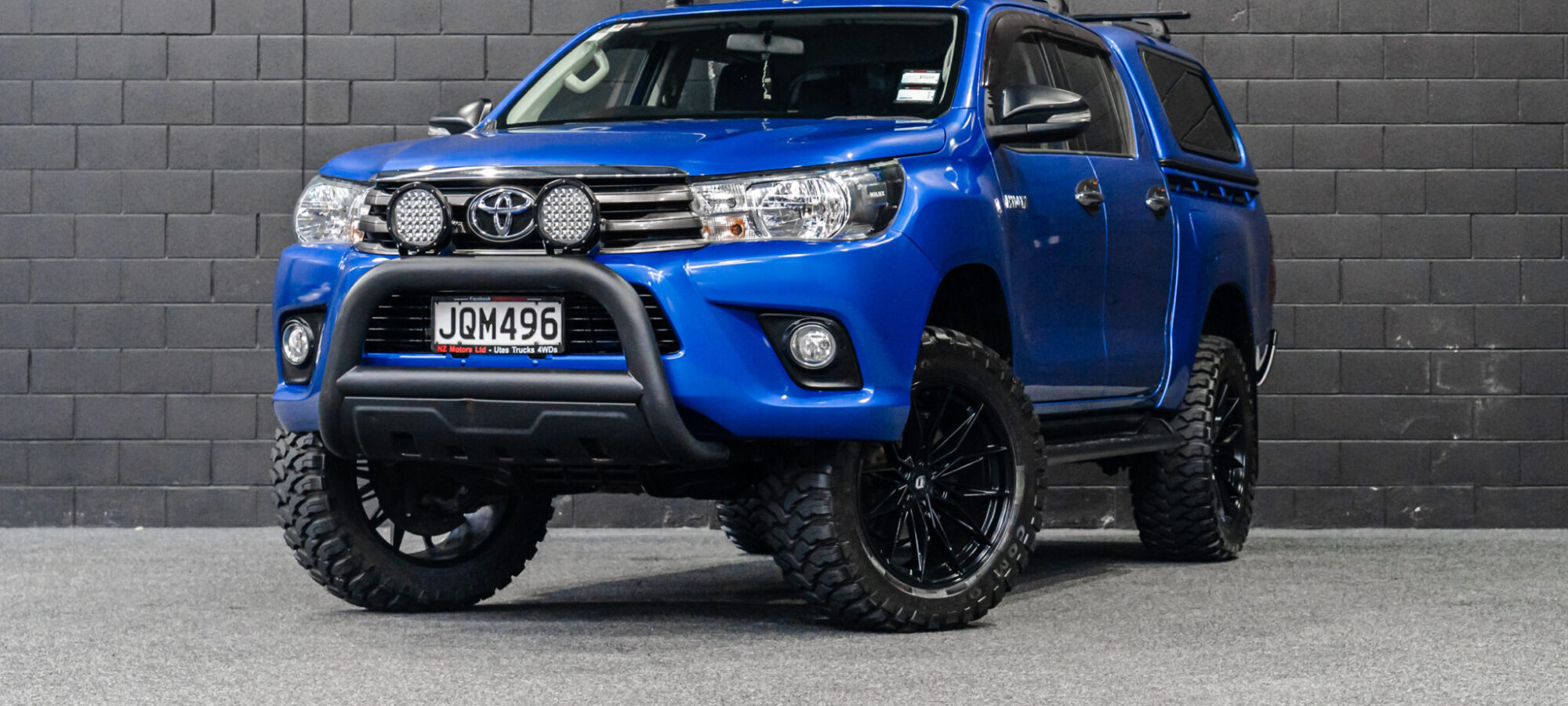 Vehicle Gallery Image