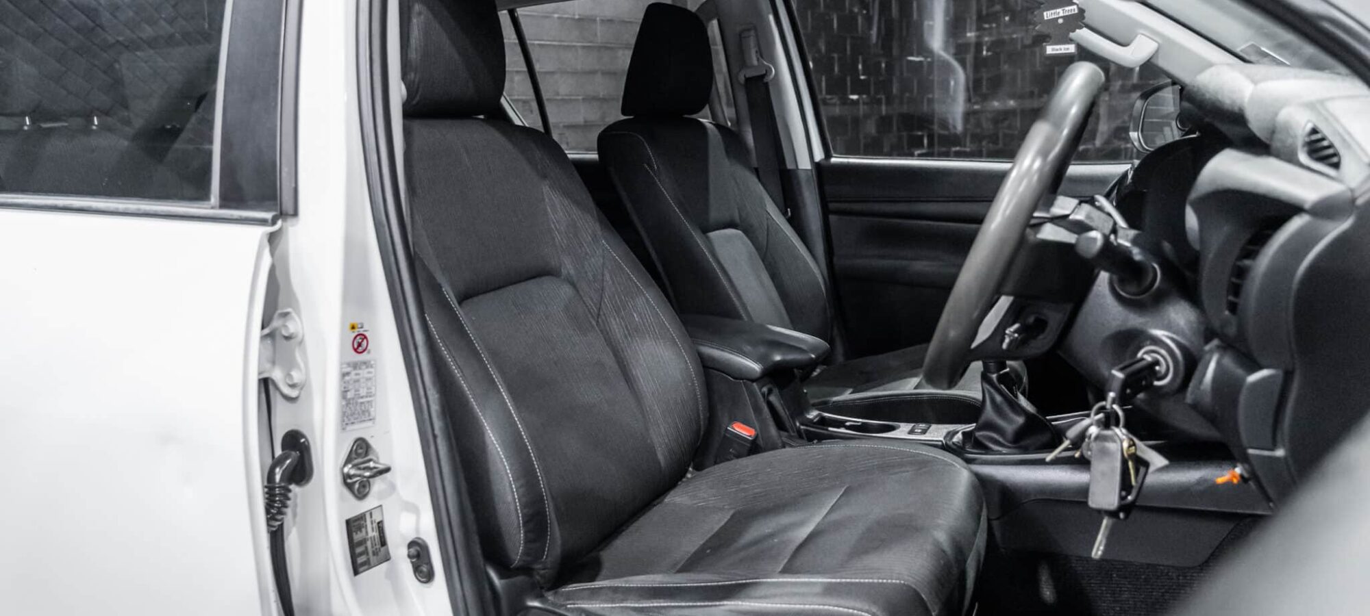 Vehicle Gallery Image