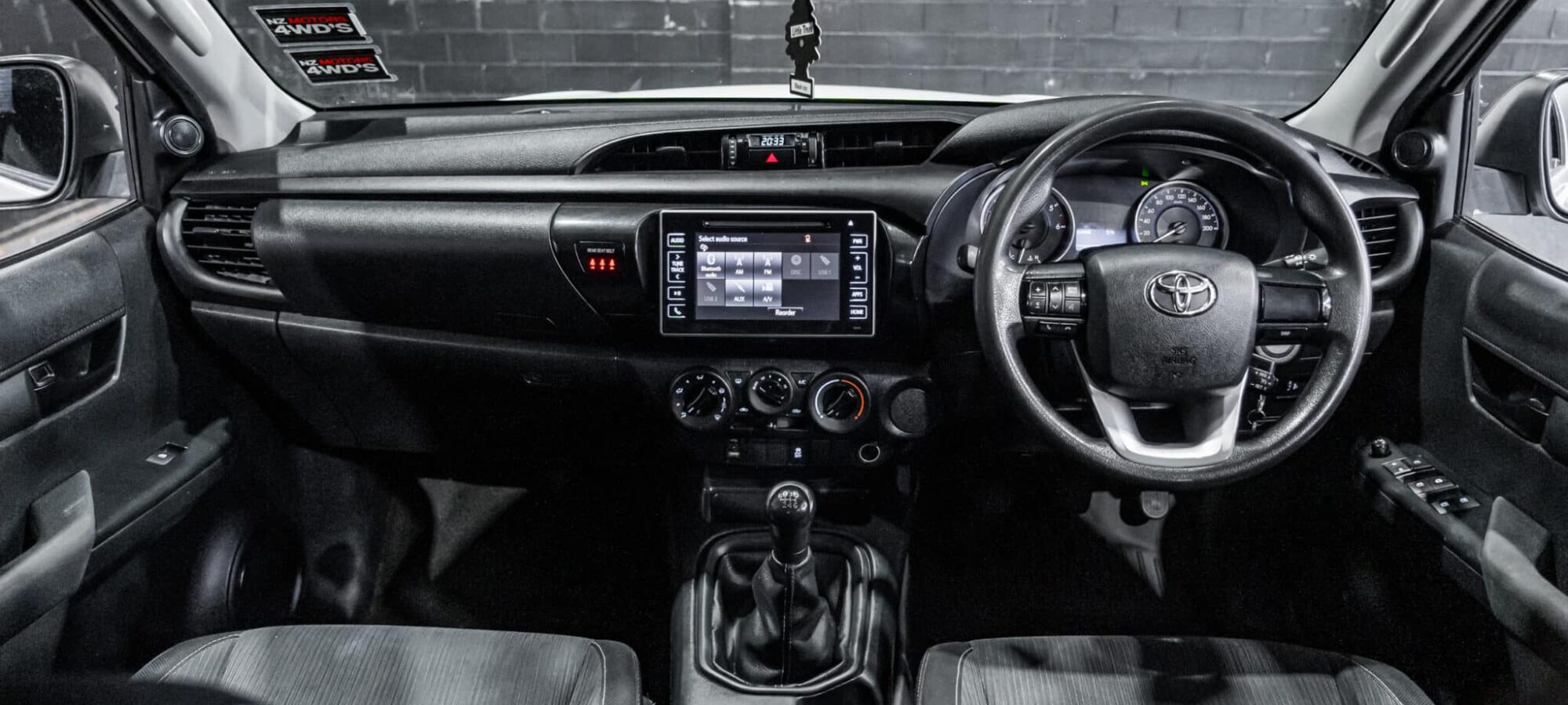 Vehicle Gallery Image