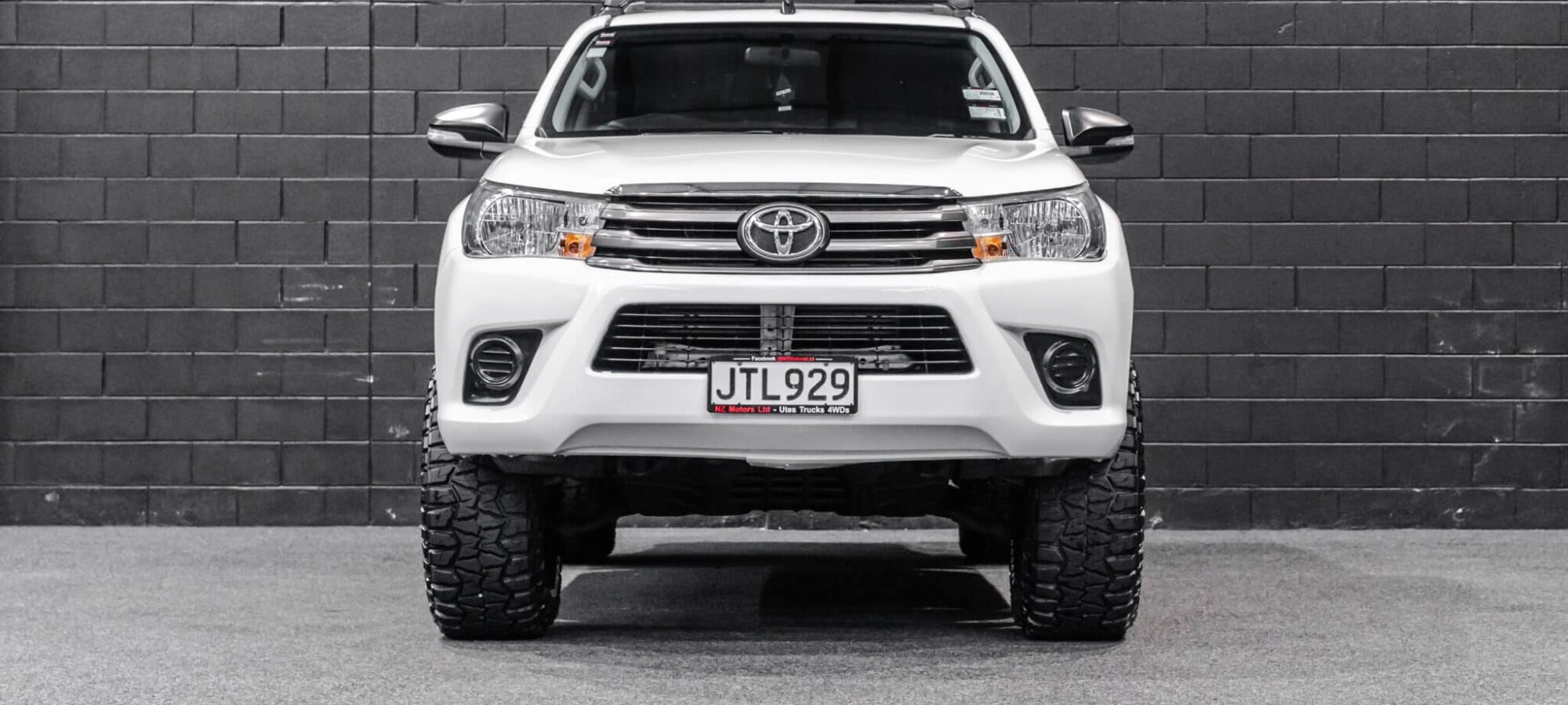 Vehicle Gallery Image