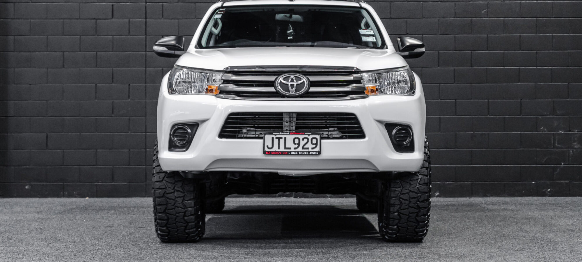 Vehicle Gallery Image