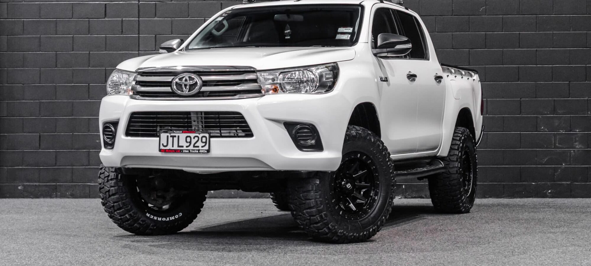 Vehicle Gallery Image