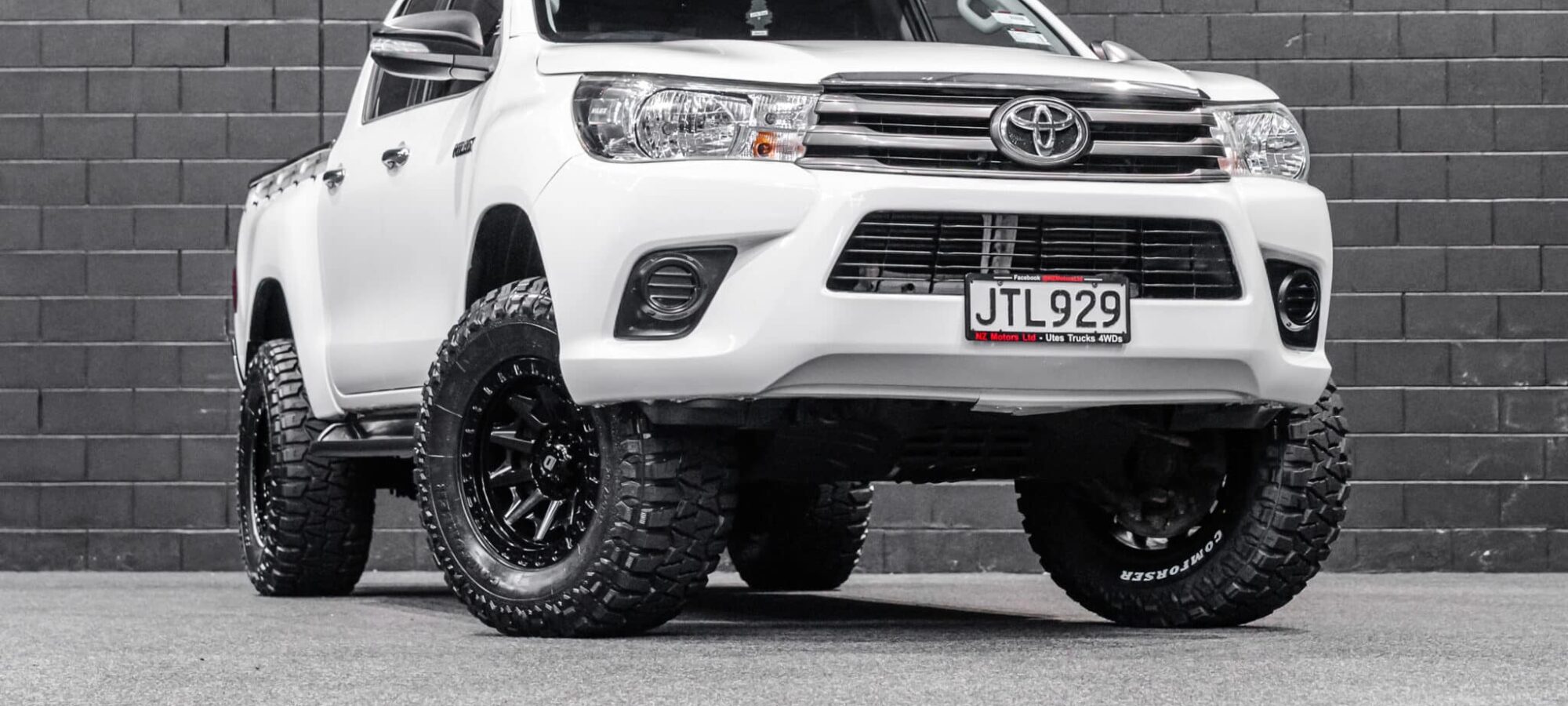 Vehicle Gallery Image