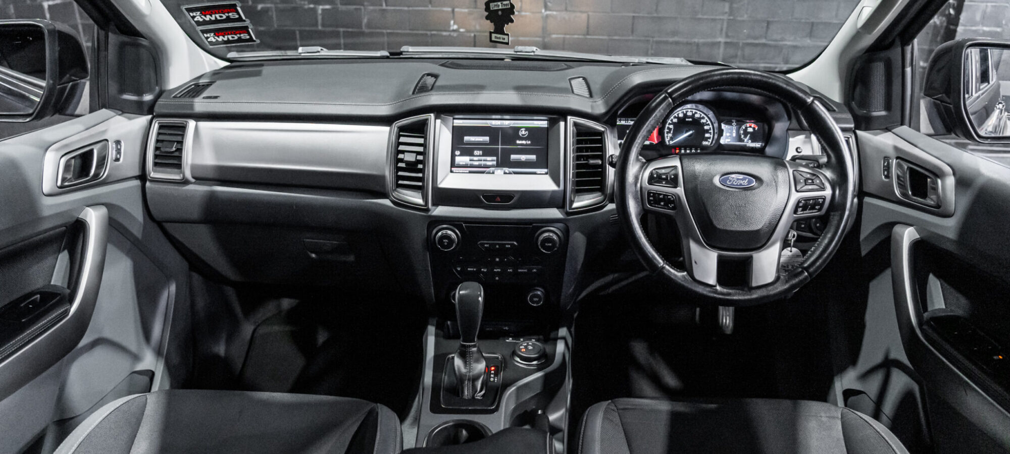 Vehicle Gallery Image