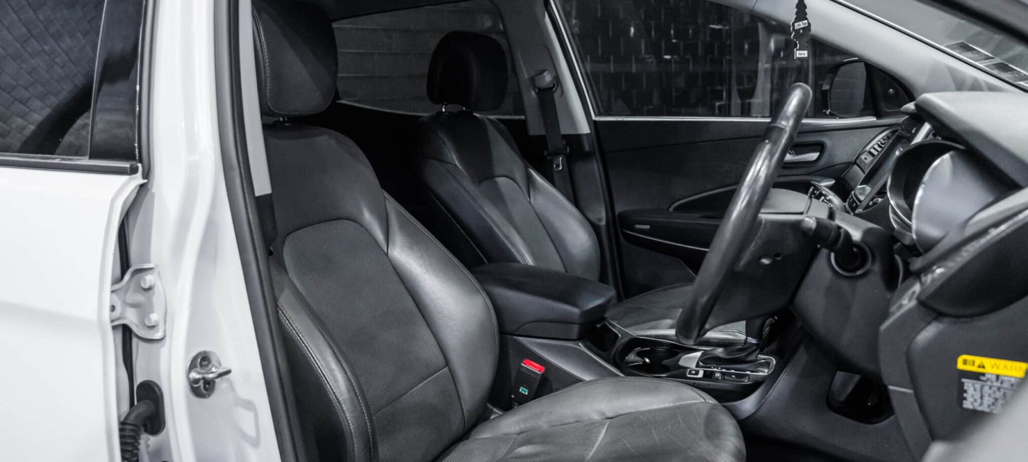 Vehicle Gallery Image