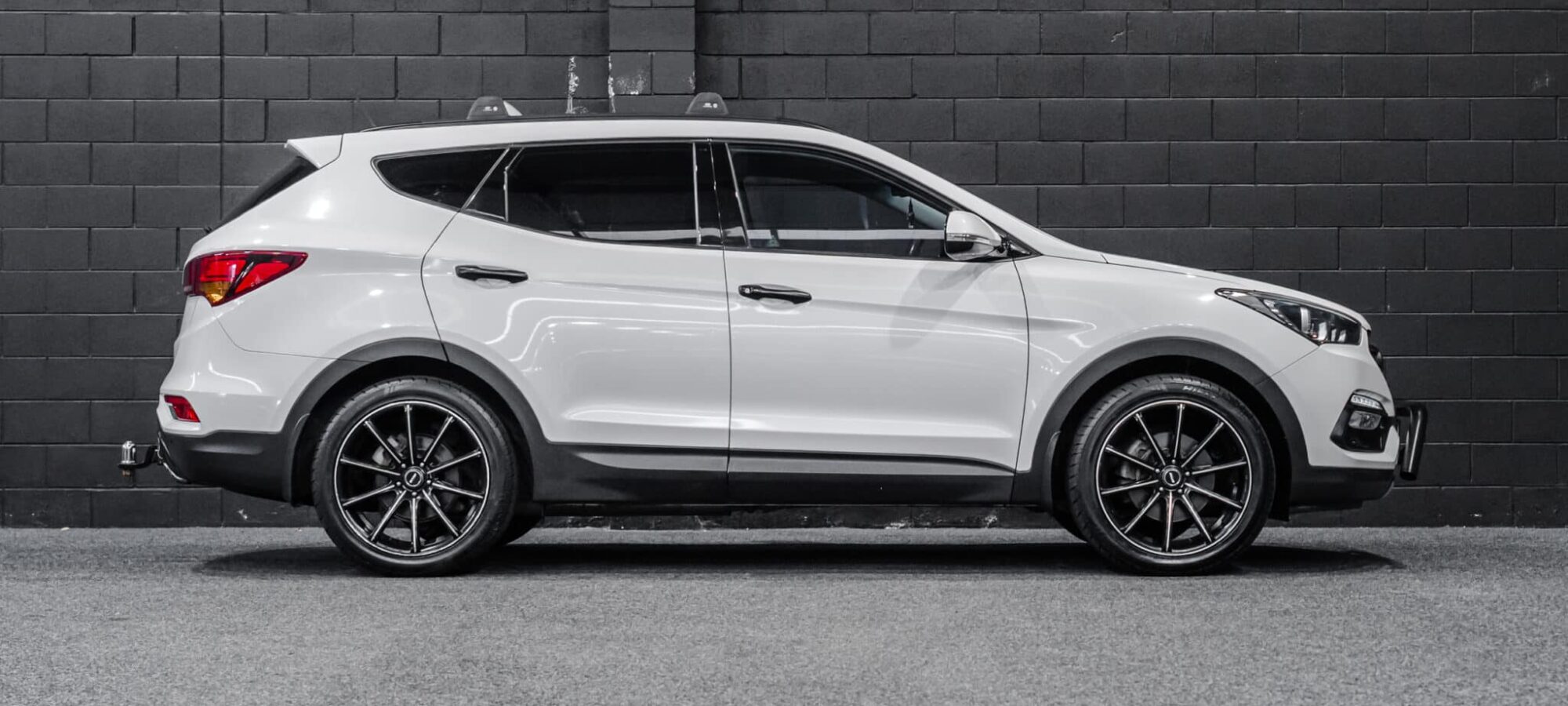 Vehicle Gallery Image