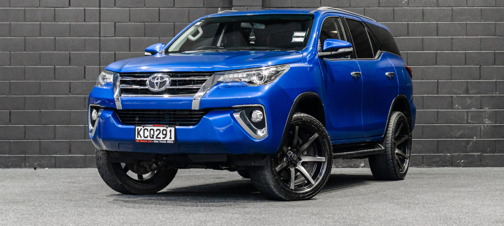 Vehicle Gallery Image