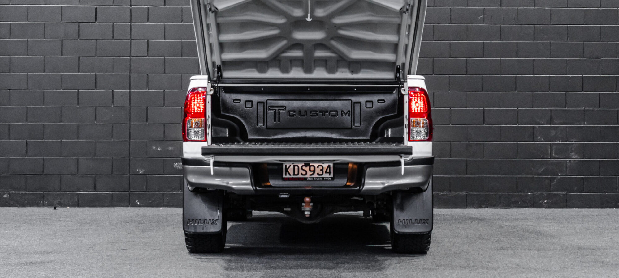 Vehicle Gallery Image