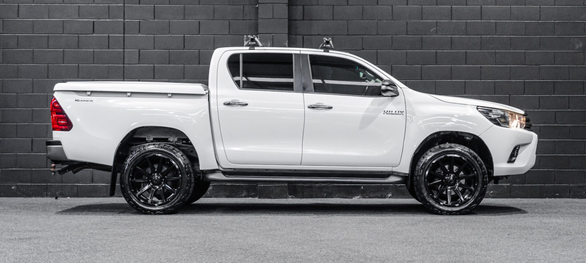 Vehicle Gallery Image