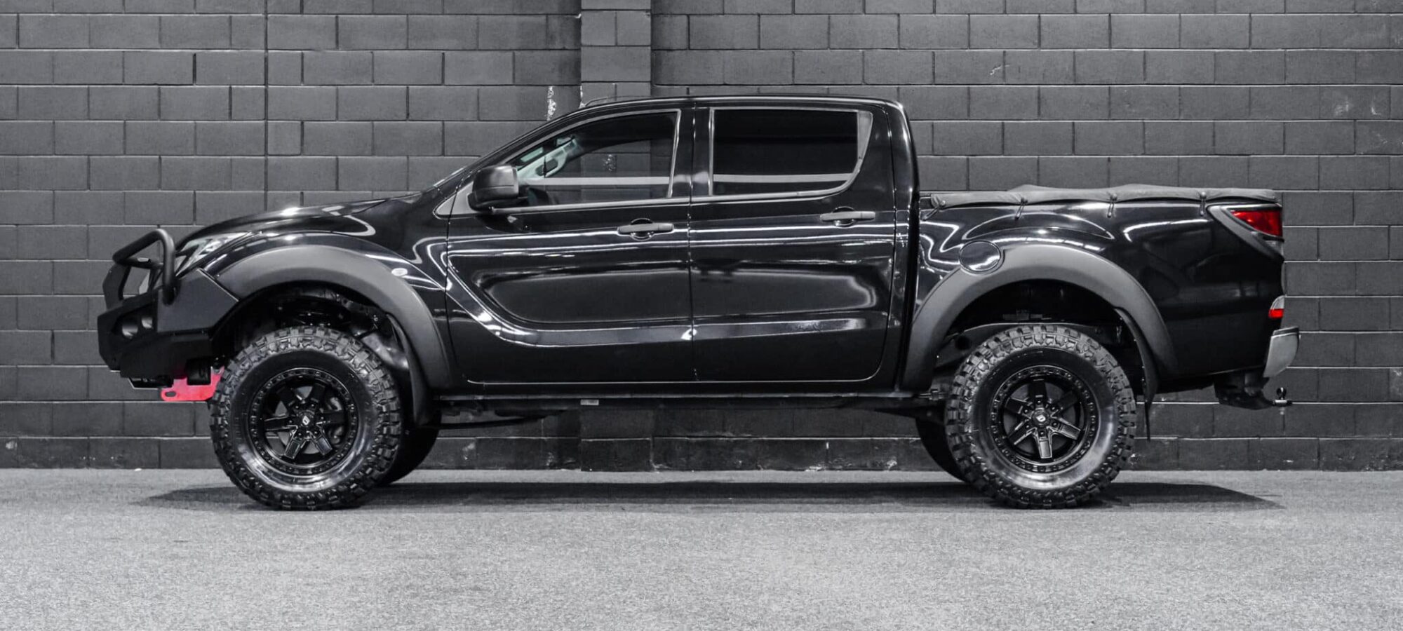 Vehicle Gallery Image