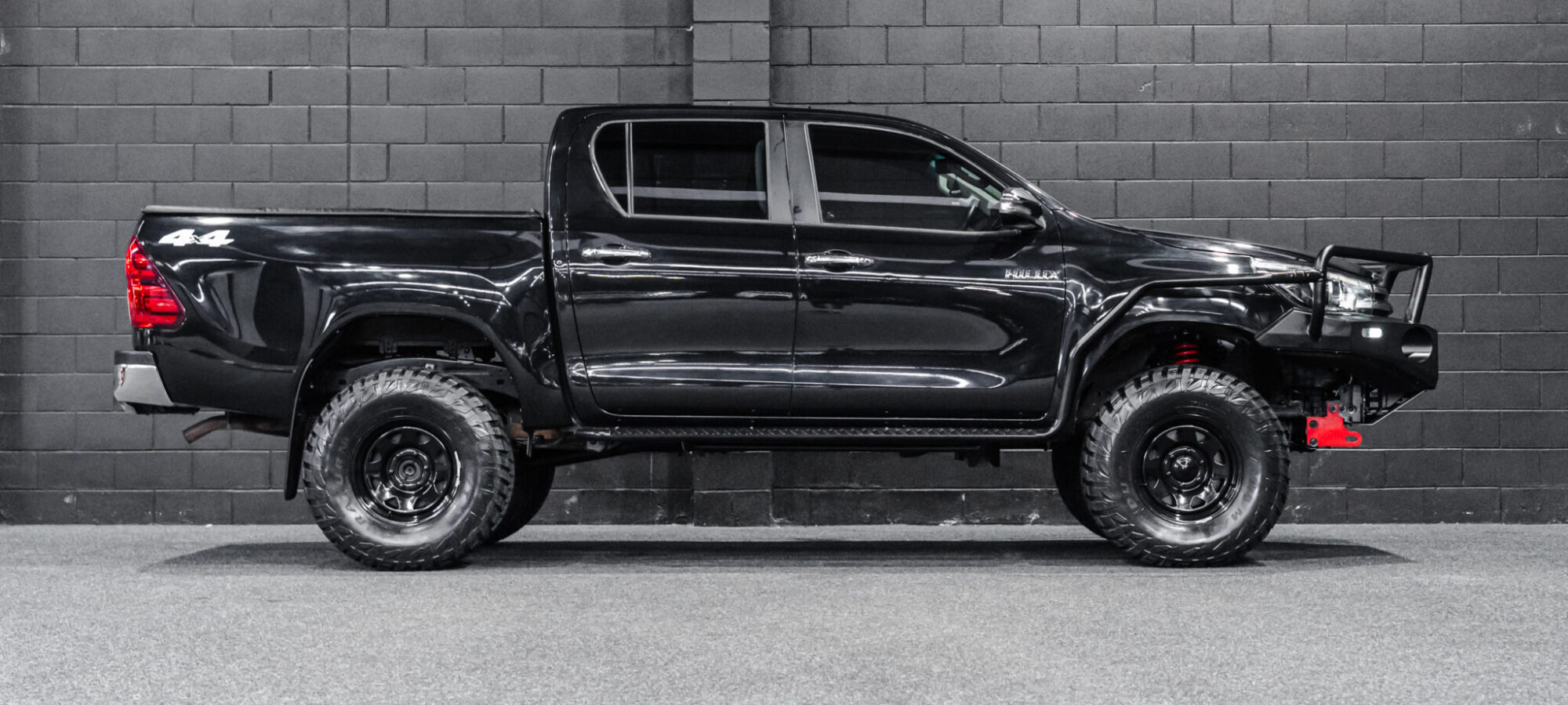 Vehicle Gallery Image