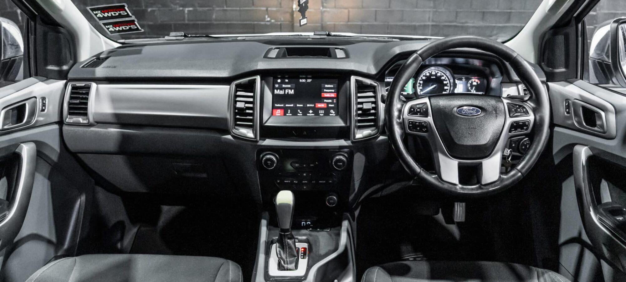 Vehicle Gallery Image