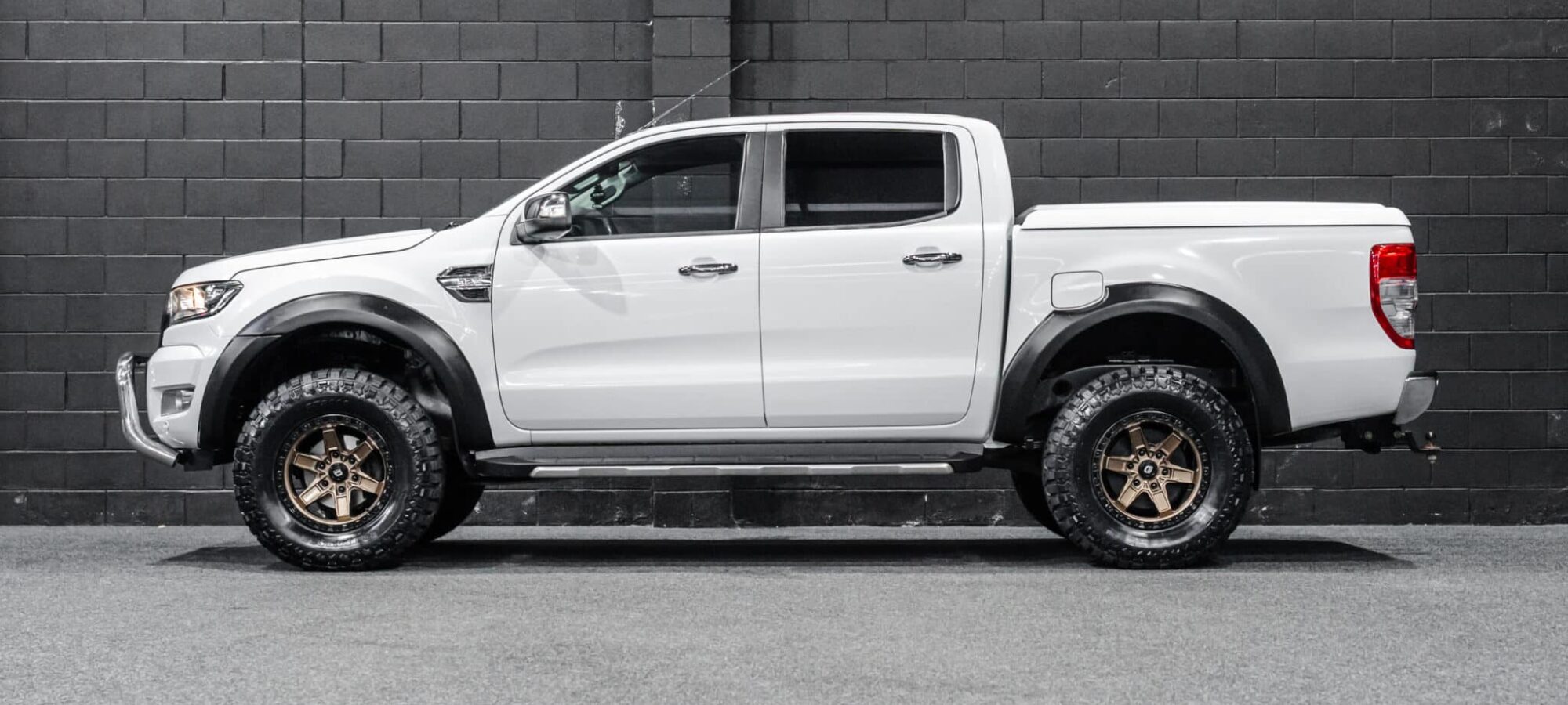 Vehicle Gallery Image