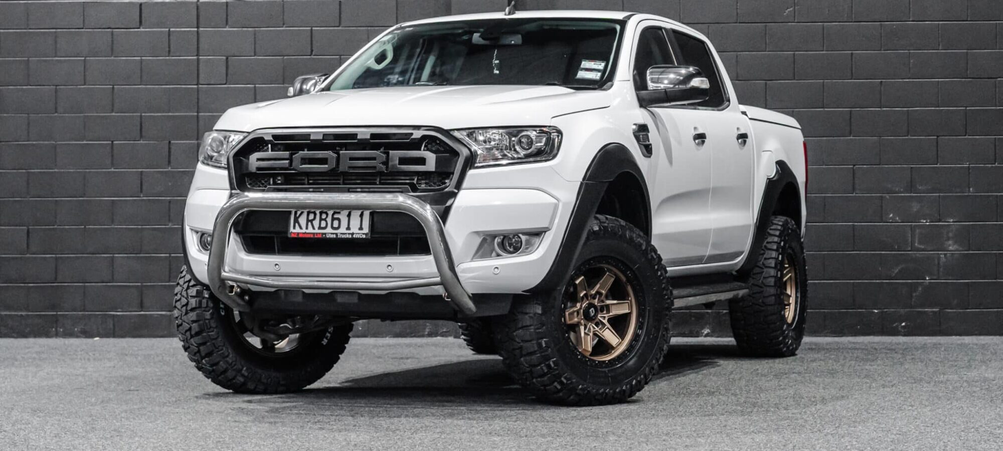 Vehicle Gallery Image