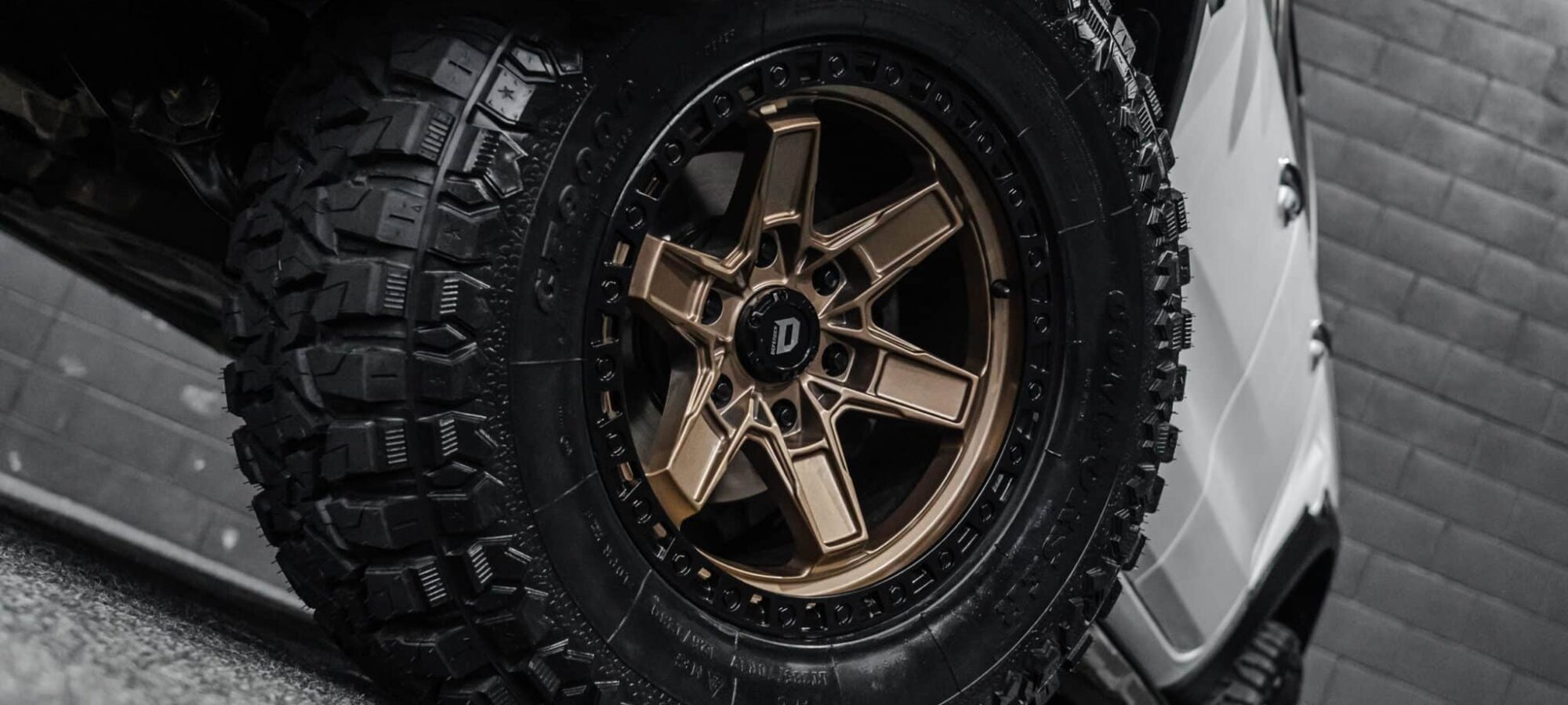 Vehicle Gallery Image