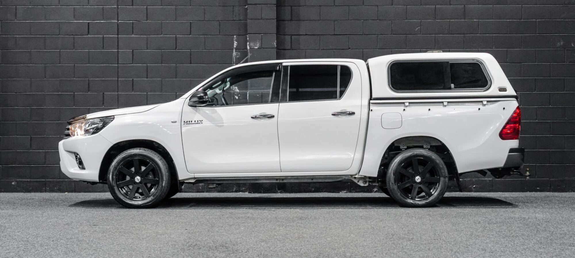 Vehicle Gallery Image