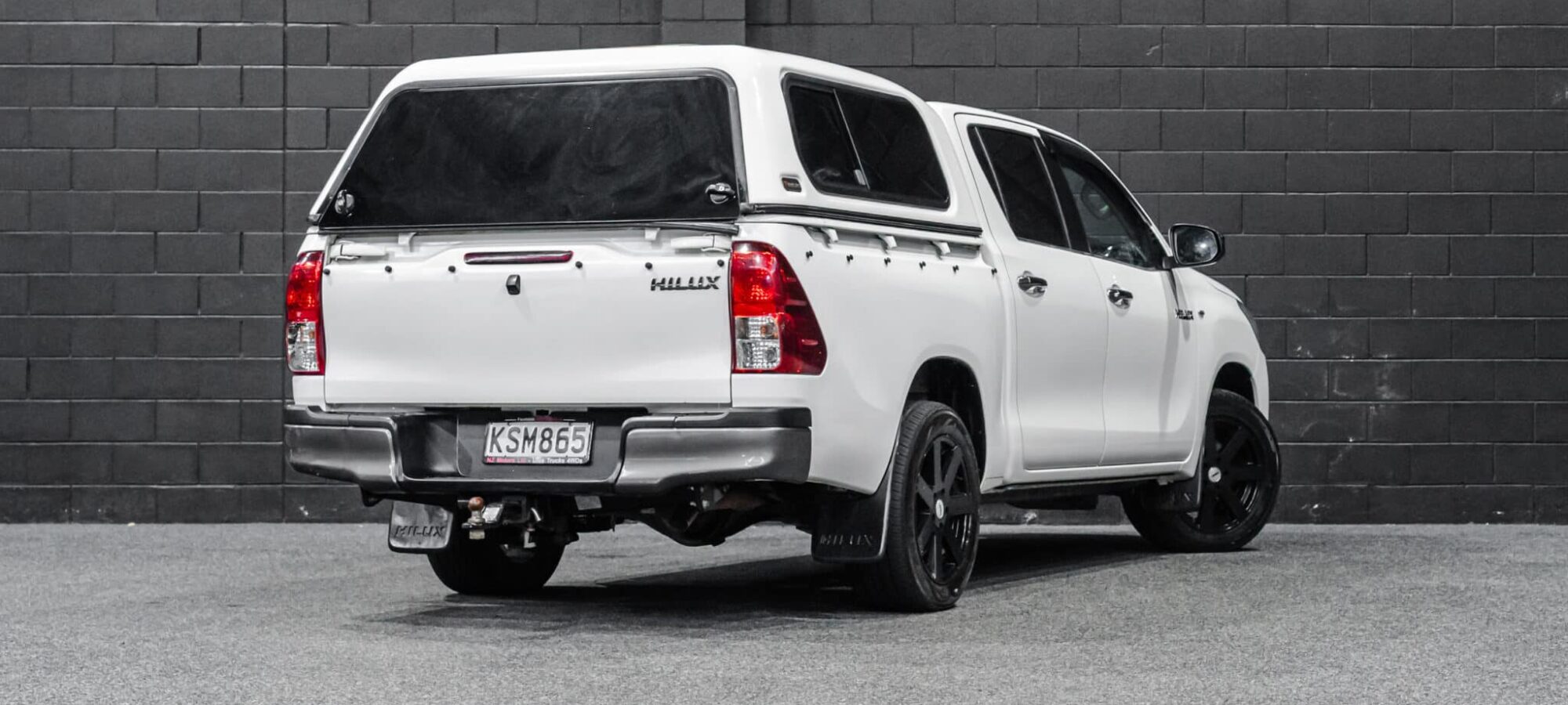 Vehicle Gallery Image