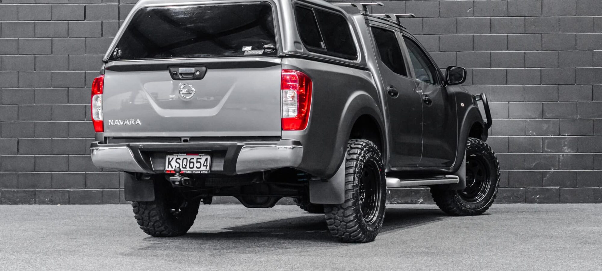 Vehicle Gallery Image