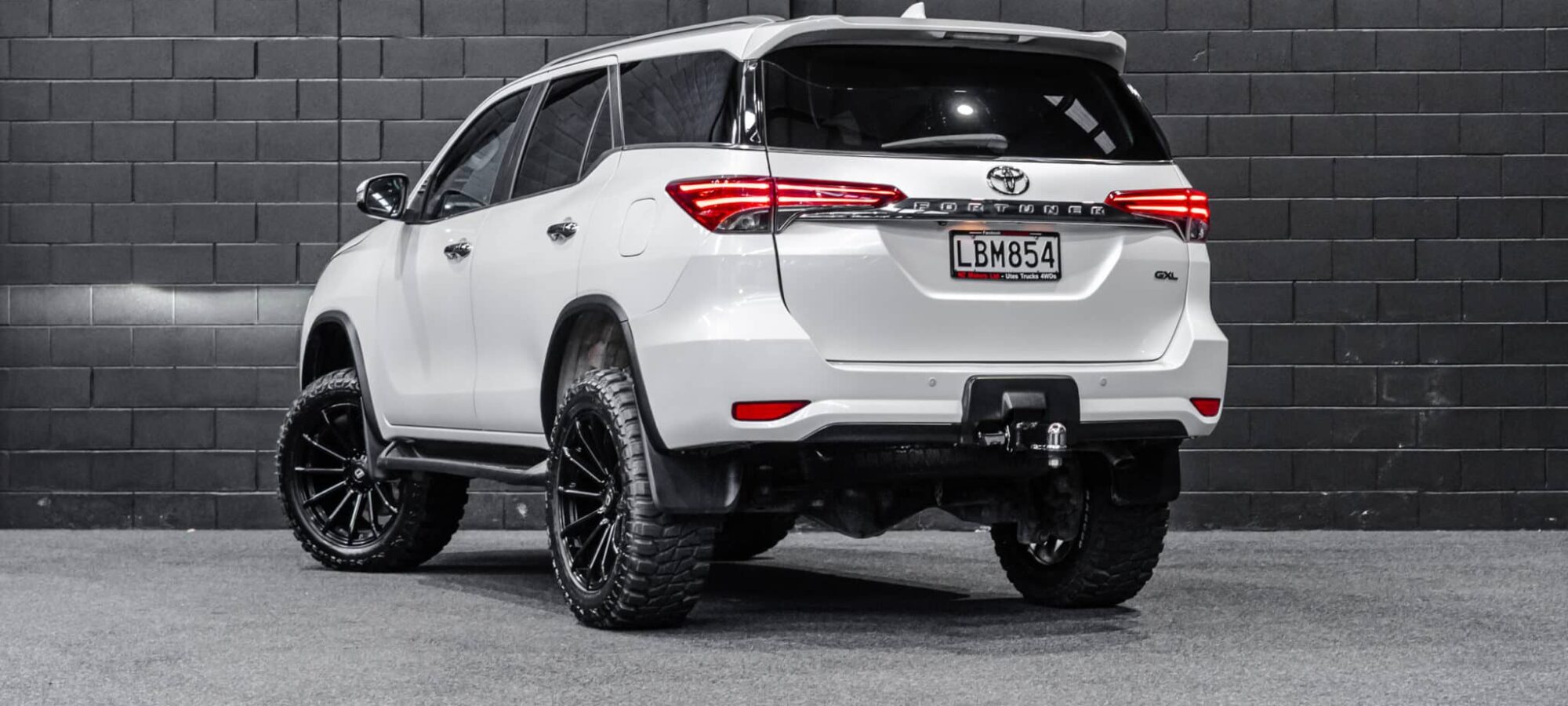 Vehicle Gallery Image