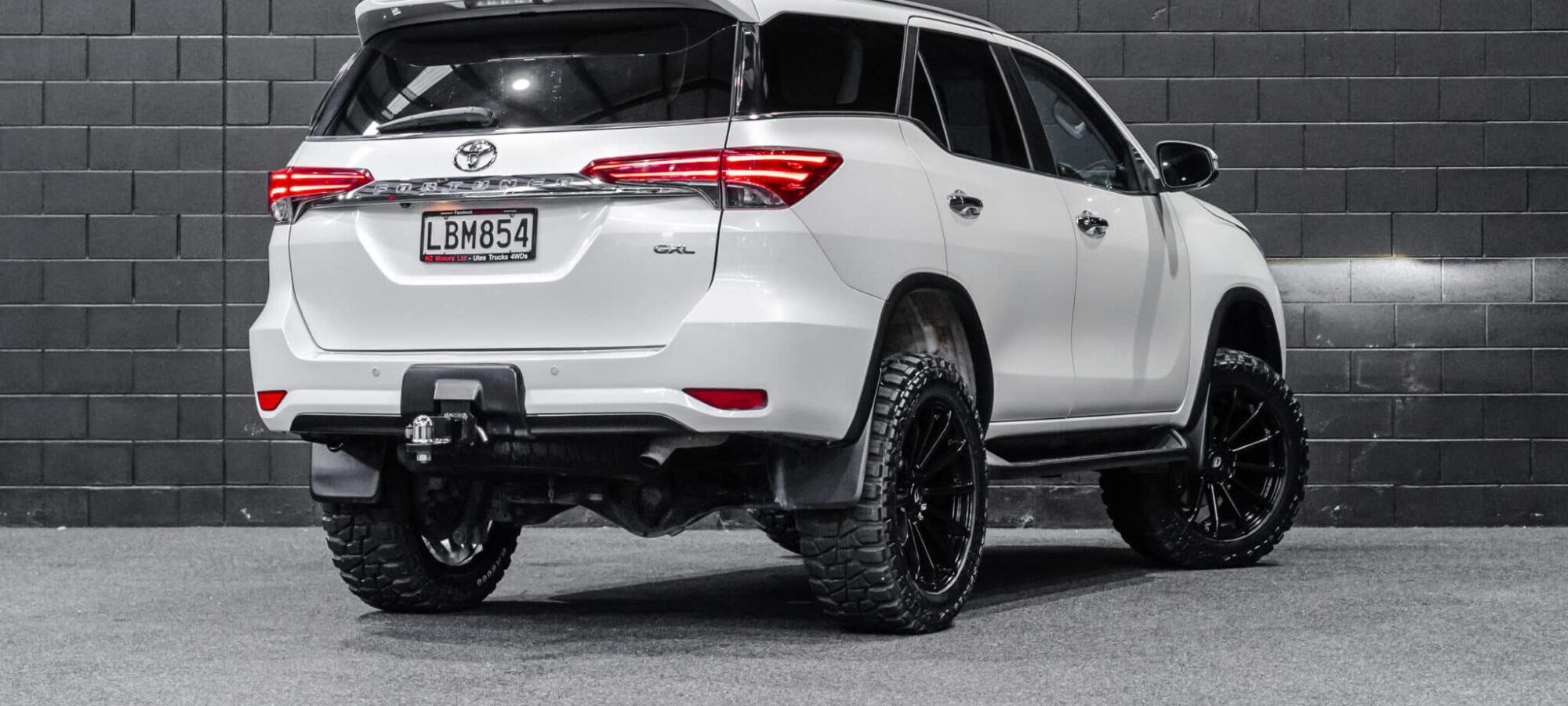 Vehicle Gallery Image