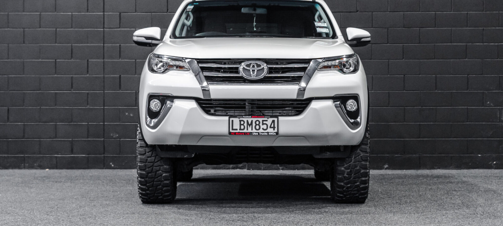 Vehicle Gallery Image