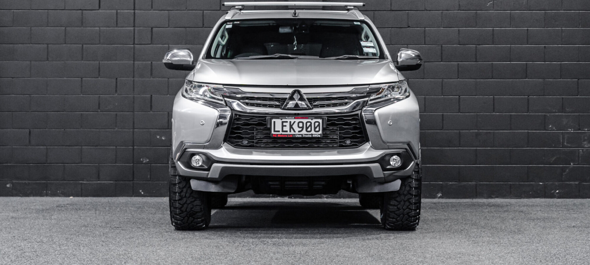 Vehicle Gallery Image