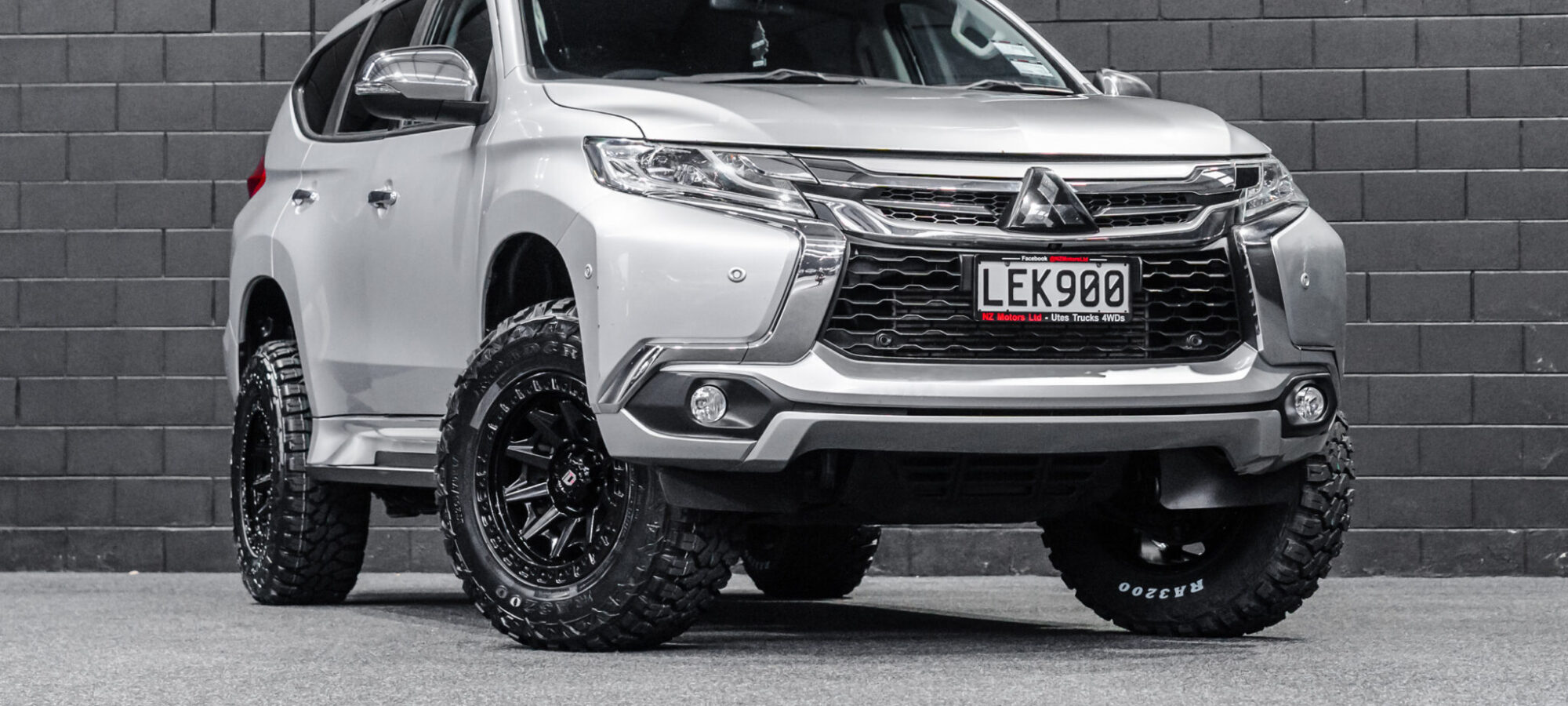 Vehicle Gallery Image