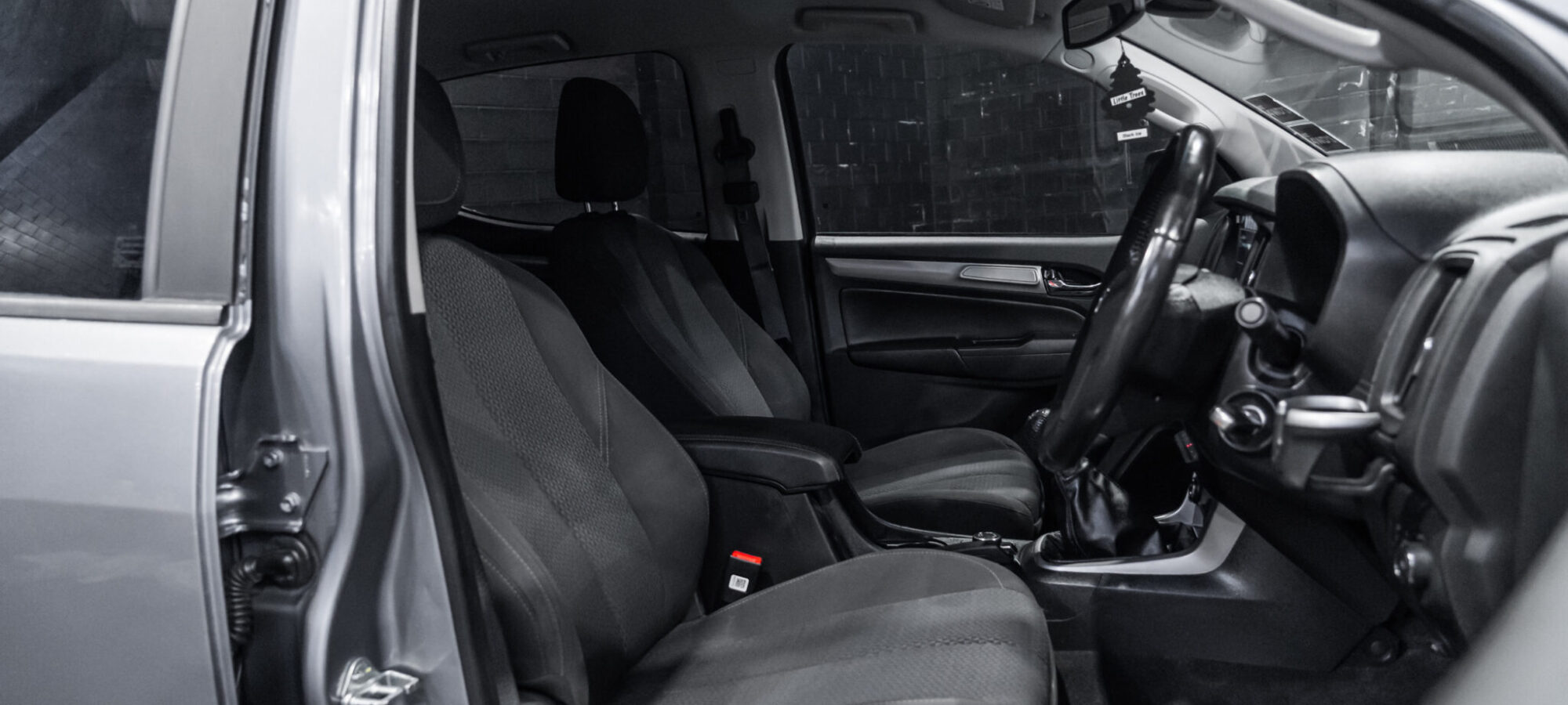 Vehicle Gallery Image