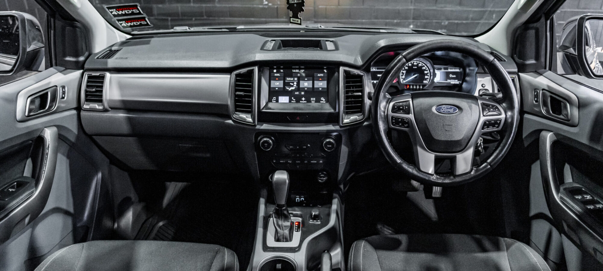 Vehicle Gallery Image