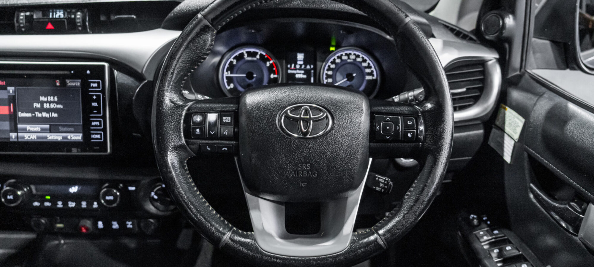 Vehicle Gallery Image