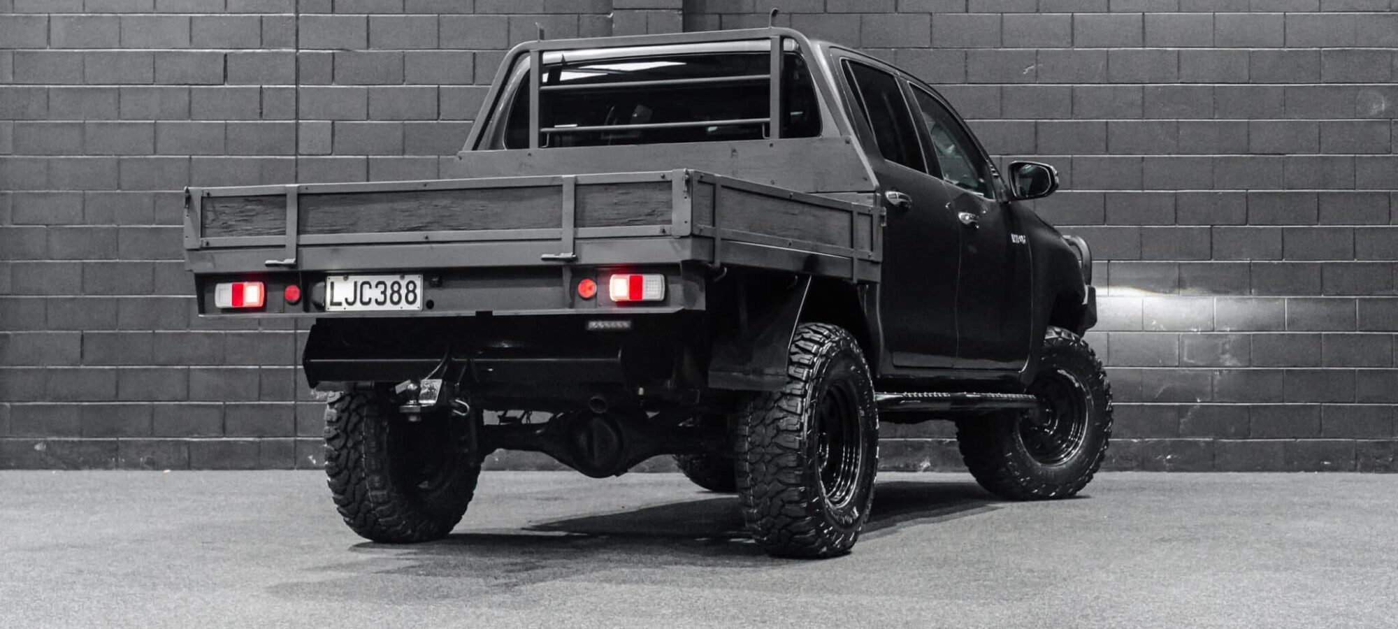 Vehicle Gallery Image