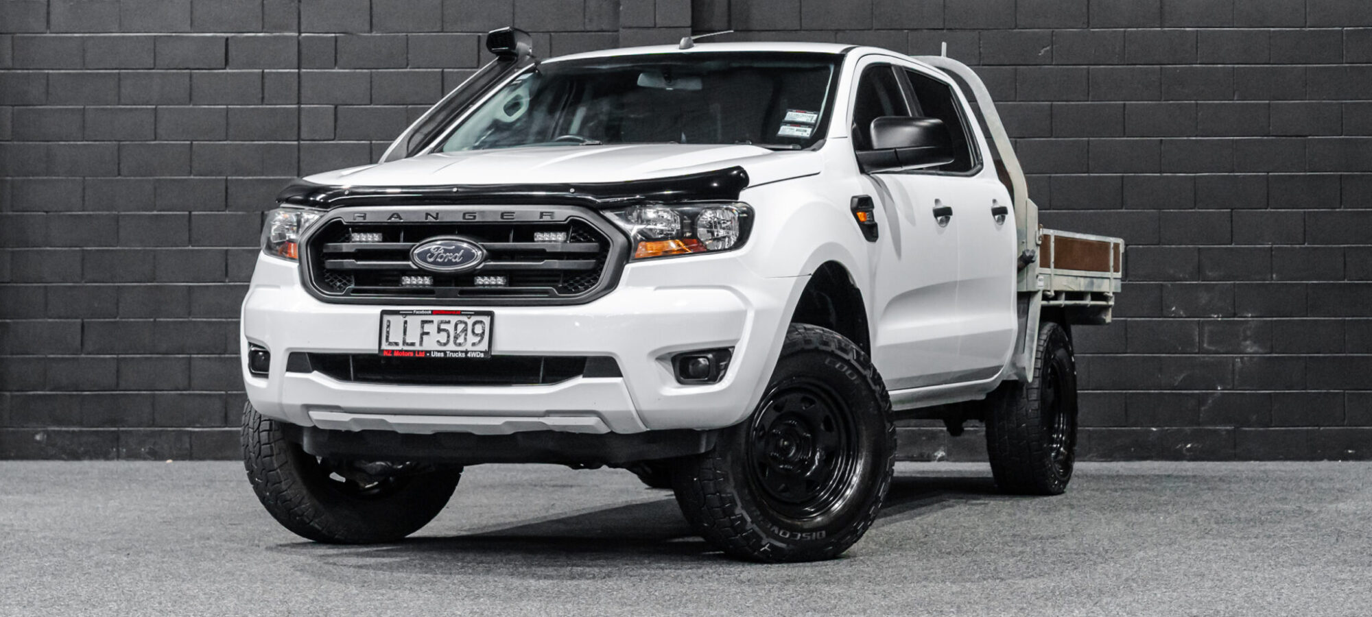 Vehicle Gallery Image