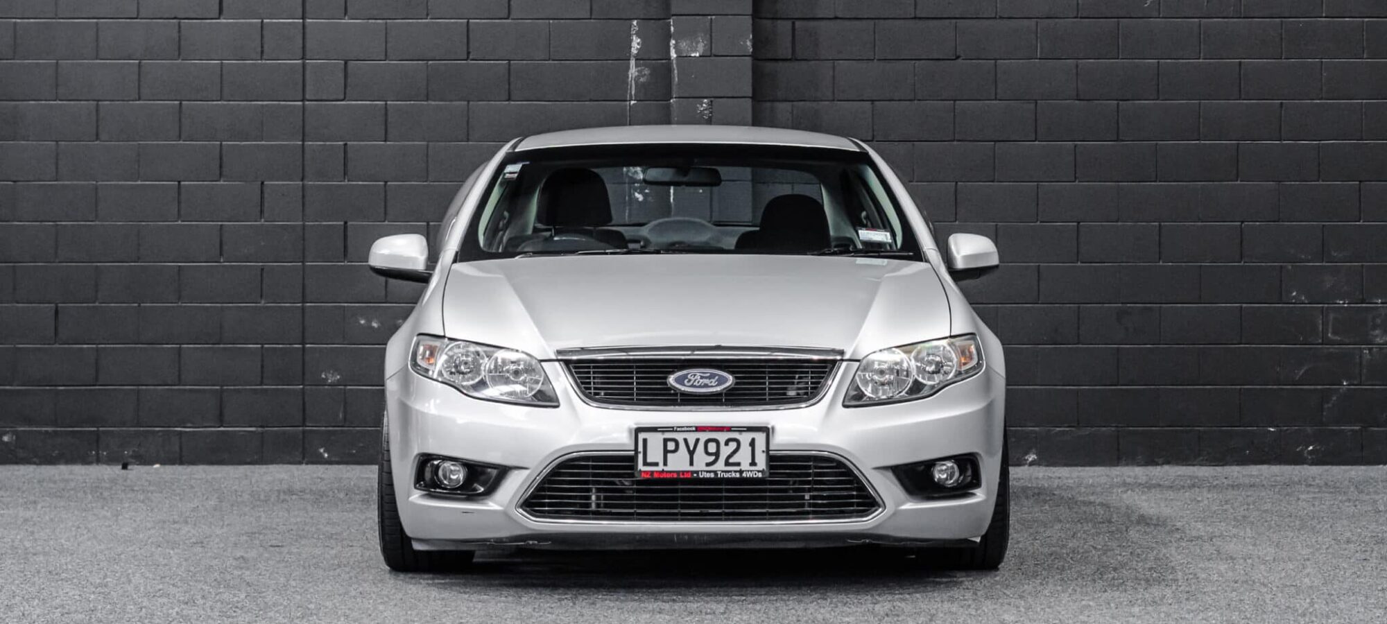 Vehicle Gallery Image