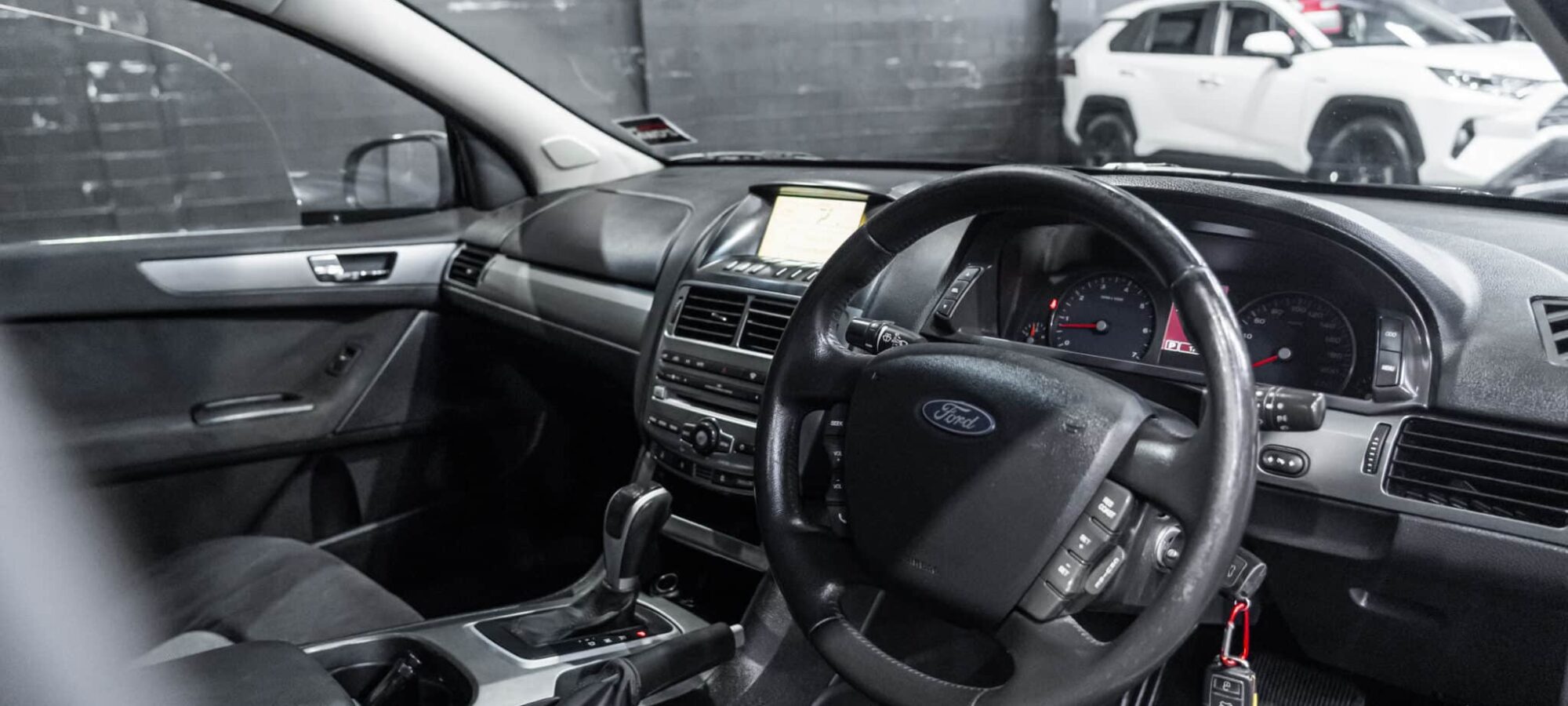 Vehicle Gallery Image