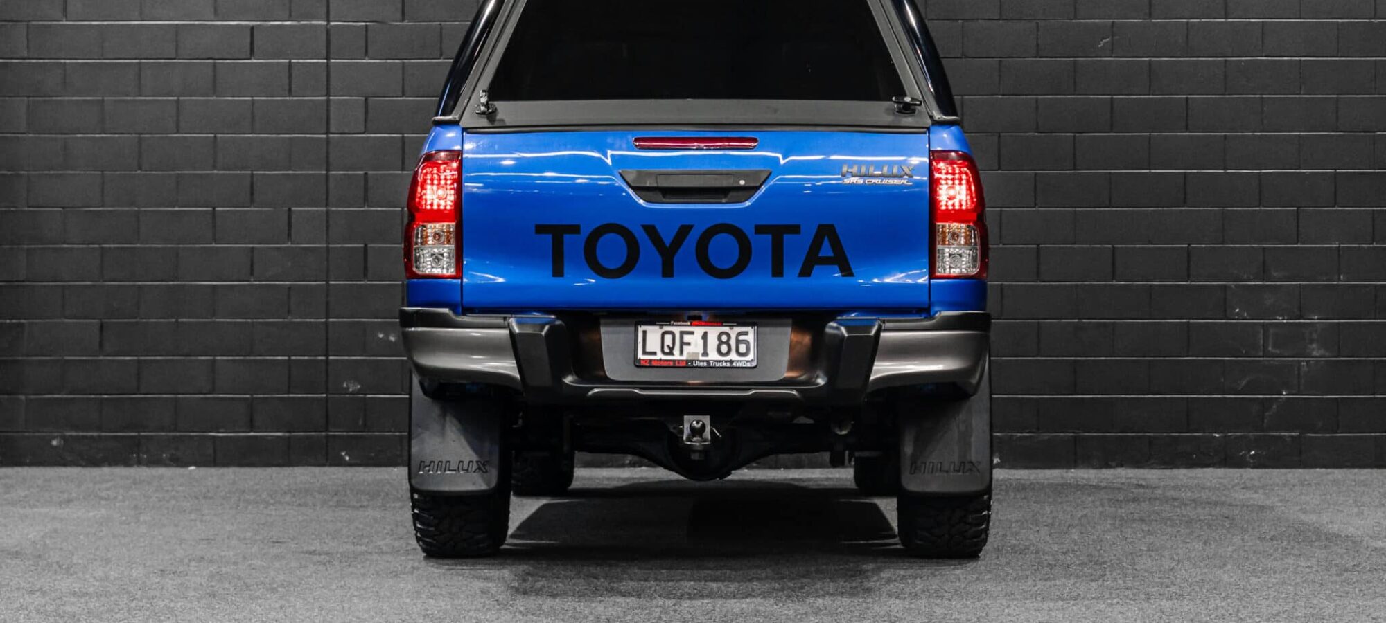 Vehicle Gallery Image